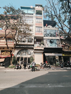 cực hiếm, có 102, mặt phố hoè nhai, ba đình, dt 40/50m, 6tầng, mt 5m, sổ vuông,kd cực đỉnh, 30.5 ty