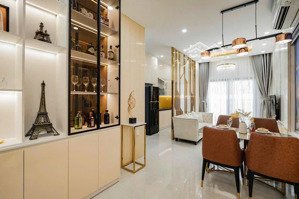 bán căn hộ ngay mặt tiền ql13 giá từ 2,1tỷ. đầy đủ nội thất. hỗ trợ vay đến 80%, miễn lãi gốc 18th