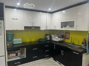 bán nhà nguyễn khang 40m2 x 5 tầng ngõ thông kinh doanh chỉ 10.5 tỷ