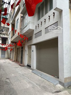 chính chủ bán nhà số 2 ngõ 43 tô vĩnh diện thanh xuân nhà cách mặt phố đúng 1 nhà gara chứa hai oto