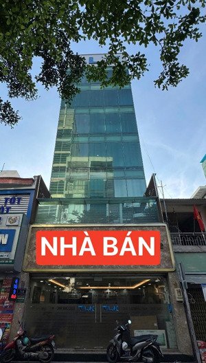 bán nhà 2 mặt tiền dường nguyễn hữu cảnh.7 tầng ngang 7m dài 8m cn: 51 m2 hdt :70 triệu / 1thang