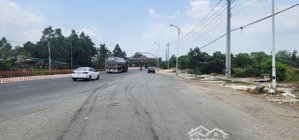 mặt tiền đt744 phường phú an, tp. hồ chí minh. dt: 1.740 m2 thổ cư 300