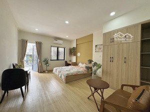 căn hộ cao cấp, luxury - gần phú nhuận, quận 1, quận 3 - đầy đủ nội thất, tiện nghi - ban công lớn