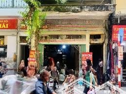 cho thuê nhà mặt phố hàng bồ - diện tích 35m², mặt tiền 4m, vị trí siêu đẹp phố cổ