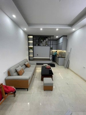 bán nhà đón tết phố nhân mỹ, nam từ liêm gần đường ô tô, 32m2, 5 tầng nhà đẹp ở ngay.