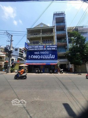 cc cần bán gấp mt nguyễn cửu vân, bình thạnh - 8,7 x 20m - nhà thuốc long châu thuê giá 100triệu/th