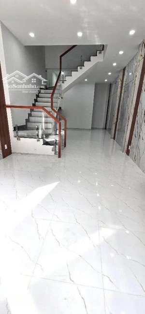 nhà đẹp quận 6 - gần chợ bình tiên - 50m2 - 4 tầng btct - 4pn - giá 6t58 ( tl )