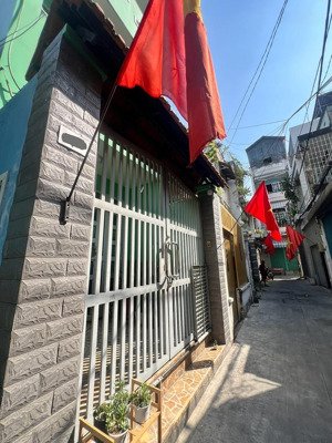 new ! bán nhà 2 tầng lạc long quân tân bình - 20m ra mặt tiền đường - 56m2 - 3 phòng ngủ - 6.3 tỷ