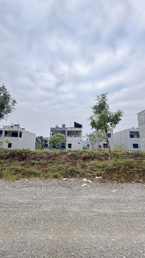 đất kosy mặt tiền 5,5m trên trục đường a22 tại lào cai