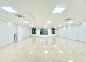 sàn văn phòng mới keng mặt phố lê văn lương - hoàng đạo thuý 120m giá chỉ 22triệu vị trí đắc địa