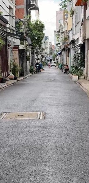 bán nhà hẻm xe hơi đường thoại ngọc hầu, 3 tầng - 6,6 tỷ - q. tân phú 