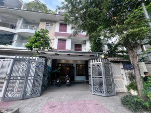 bán nhà 1 trệt 3 lầu kinh doanh căn hộ siêu lợi nhuận, 10pn, 10wc sổ đỏ đầy đủ