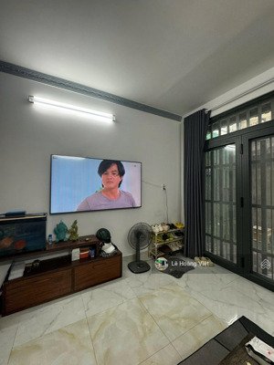 nhà 2 mặt hẻm - thống nhất p11 - 4.15x12m - nhà còn tốt - đường sạch sẽ chỉ 5 tỷ