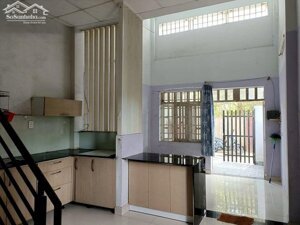 Cho thuê nhà đường 42, P.Hiệp Bình Chánh, TP.Thủ Đức – (4×16m), 2PN, hẻm xe hơi, giá 7.5tr/tháng