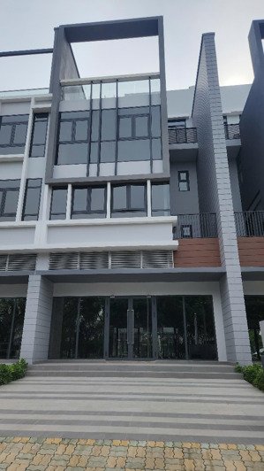 nhà phố kinh doanh mặt tiền nguyễn hữu thọ