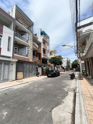 hạ 500tr bán nhanh nhà đường phan vinh, nha trang, sát biển dt 97.5m² ngang 5.02m