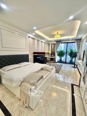 chdv dương quảng hàm - 130m2 - 7 tầng - hdt 100tr/th