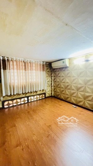 phạm ngũ lão q1 3 tầng hẻm 3m chỉ 2.6 tỷ hiếm có
353.61