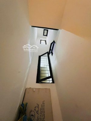 bán nhà mt khu vạn xuân đất việt đường số 5 phường bhh diện tích 5x16 đúc 1 trệt 2 lầu bán 8,9 tỷ