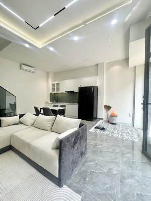 cần bán căn nhà mới chưa sử dụng trần xuân soạn