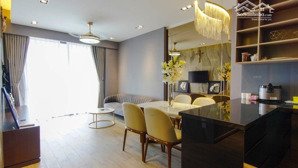 cần bán ch hùng vương plaza, 122m2, 3pn, giá 9,4tỷ, cam kết giá thật 100%, sổ hồng, 
