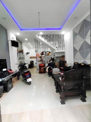 bán gấp nhà hxh tô ký ngay cvpm quang trung, trung mỹ tây, q12 54m giá 3.4 tỷ