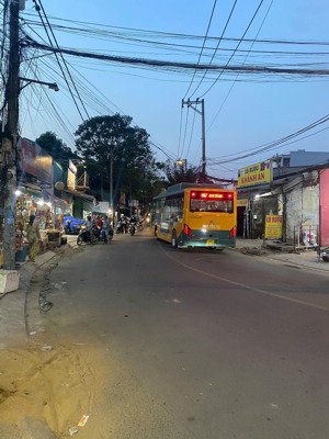 nhà hẻm xe hơi đường số 8 phường linh xuân thủ đức, 5x25 vuông vức, 1 trệt 1 lửng, 3pn