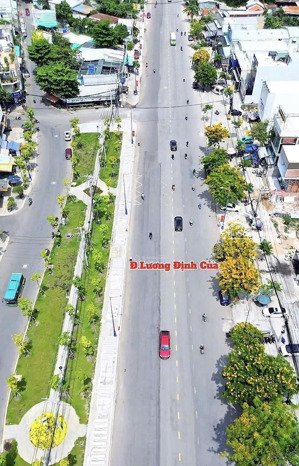 mt lương định của thương hiệu cửa ngõ khu đông tp hcm, 10x20m cần bán 90 tỷ có tl