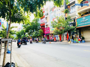 ra gấp mtkd đường tân sơn nhì - tân phú - đang cho thuê 25tr/th