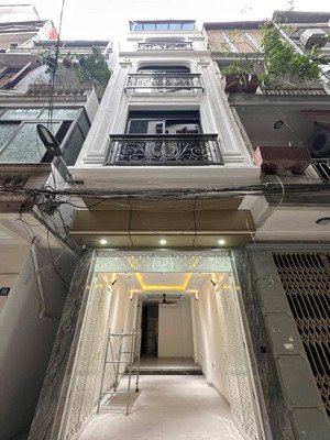 vị trí vô địch, phân lô ngay vincom nguyễn chí thanh, 52m * 7t, 2 mặt ngõ ô tô, lô góc, kd