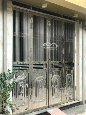 bán nhà phố hào nam gần đường cát linh hà đông hơn 60m mặt tiền 5m đt giữ tiền hơn 12 tỷ