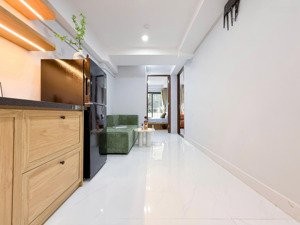 chính chủ cho thuê căn hộ 2pn ban công thoáng- full nội thất như hình