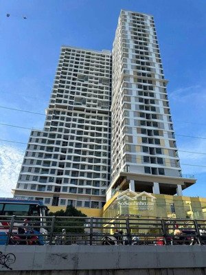 nhượng căn góc tầng 7 3pn view đầm sen và quận 1, 110m2, nhỉnh 8 tỷ đã full vat hồng bàng quận 6