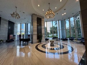 bán căn hộ tòa b keangnam landmark, 126m2, 15 tỷ, 3 pn, 2 wc, sổ đỏ, full nội thất sang trọng.