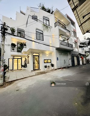 nhanh tay chỉ 8.x tỷ nhà 4 tầng ngay lê văn việt|5pn - sân đỗ oto|pháp lý chuẩn|mặt tiền ngang 7m