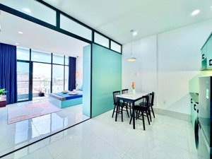 cho thuê studio tách bếp, ban công siêu thoáng, full nội thất