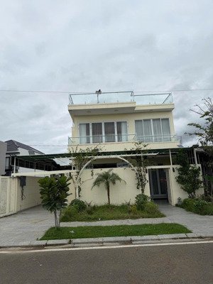 cho thuê biệt thự 6 phòng ngủ 45tr/tháng kđt mỹ gia