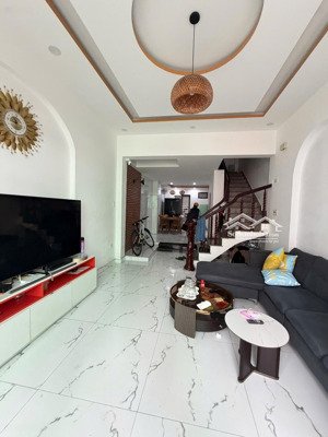 nhà 3 tầng mặt tiền nại tú - mới, ở ngay- sát sông hàn sơn trà tp. đà nẵng