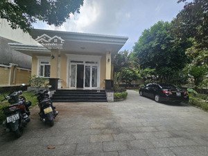 biệt thự vườn 625m2 full thổ ngang 25m, lô gốc 2 mặt tiền đường 12m, phù hợp làm building, căn hộ