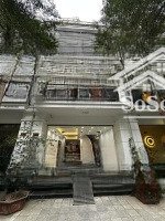 cho thuê nhà mới lạc long quân - tây hồ: dt 90m² x 4t, có gara, nội thất hiện đại. giá thuê 23tr