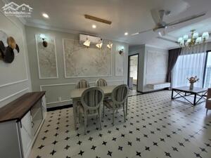 Cần chuyển nhượng căn hộ 3PN 2WC 96m2 nhà full nội thất, căn góc, nhận ngay, liên hệ 0938839926 Ms. Ngọc Thúy