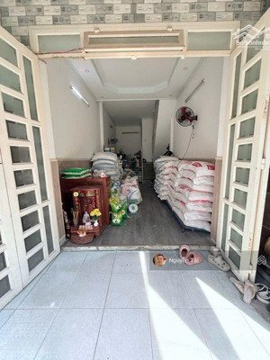 hot, bán gấp nhà mặt tiền trần thủ độ, tân phú, 38m2, 2 tầng mới, chỉ nhỉnh 3 tý.