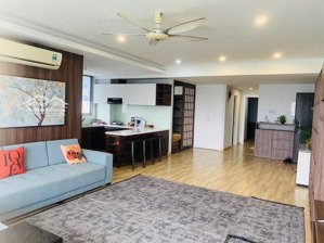 cho thuê căn hộ green valley 130m đầy đủ nội thất, phòng khách rộng. giá rẻ: 25tr/tháng