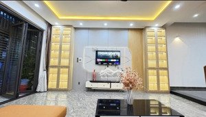 gia đình cần bán nhanh nhà 3 tầng mặt tiền huy cận gần ngõ tư lê thanh nghị, quận hải châu