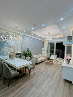 mình bán 2 căn khuông việt, 70m, 2 phòng, giá 4.2 tỷ, 90m, 3 phòng, hình thật, 5 tỷ tuấn 