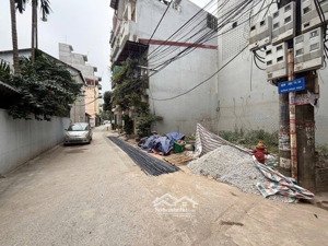 nhà đẹp đón tết chính chủ cần bán gấp căn nhà 6 tầng thang máy ngõ nông oto đỗ cửa viview hồ cá coi