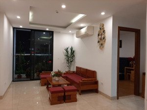 cho thuê chung cư cao cấp center point 110 cầu giấy 60m2, 1 phòng ngủ 1 vs full nội thất