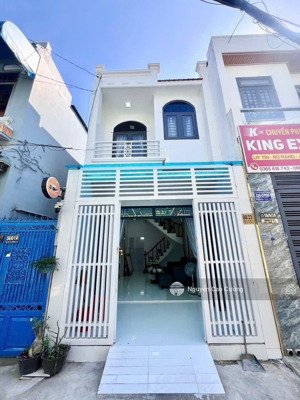 nhà 3,7x13m đúc 1 lầu hẻm 4m xe hơi hiệp thành 26 ngay bến xe bus hiệp thành