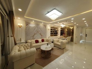 bán căn góc dragon hill, 3pn2wc, giá 6tỷ250, tặng lại hết nội thất mới, đẹp, xịn. lh 