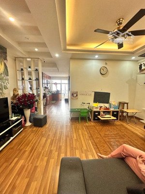 bán căn hộ 310 minh khai (15t1) - 106m2, 3 ngủ, sổ đỏ chính chủ - vị trí lõi hai bà trưng